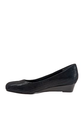 Trotters lauren wedge on sale pump