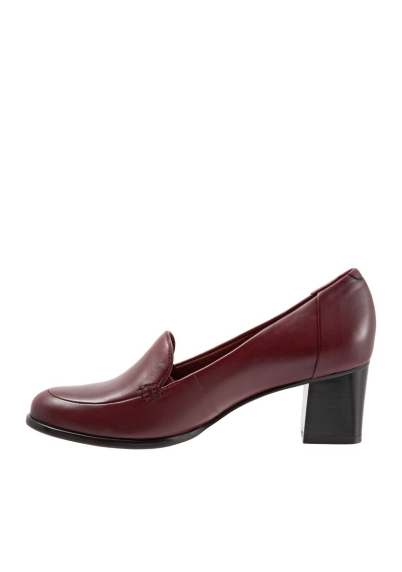 Quincy Tailored Pump