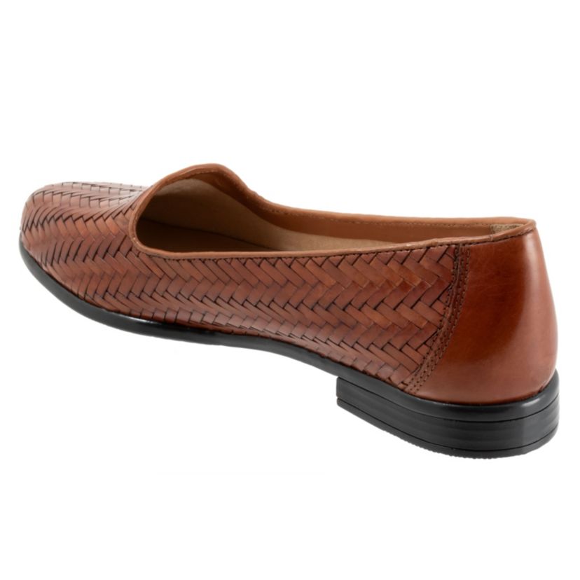 Liz III Flat