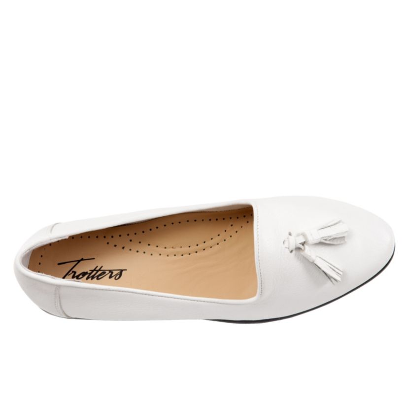 Trotters Liz Tassel Flat