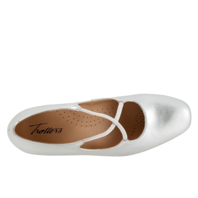 Demi Pump