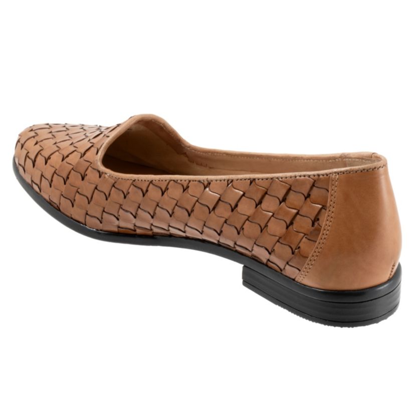 Lizette Flat