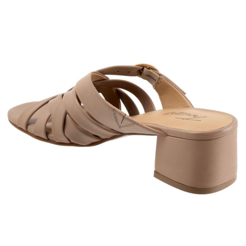 A strappy sandal with a chunky heel, the Lauri goes on easy and looks great. Surround your feet in the comfort of the Lunas full leather lining and cushioned footbed.