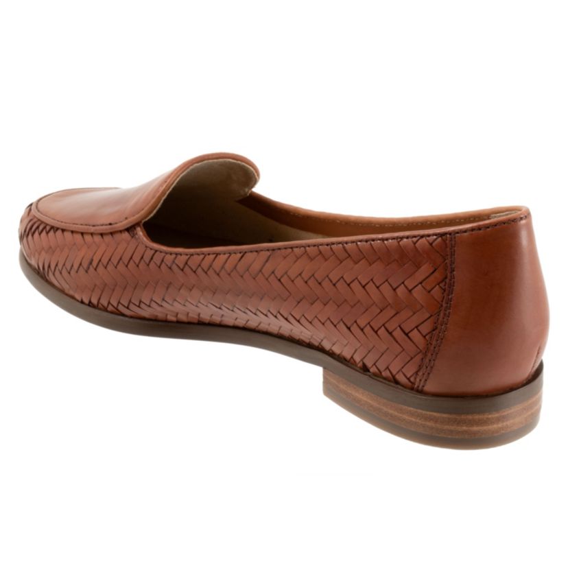 Lyric Flat