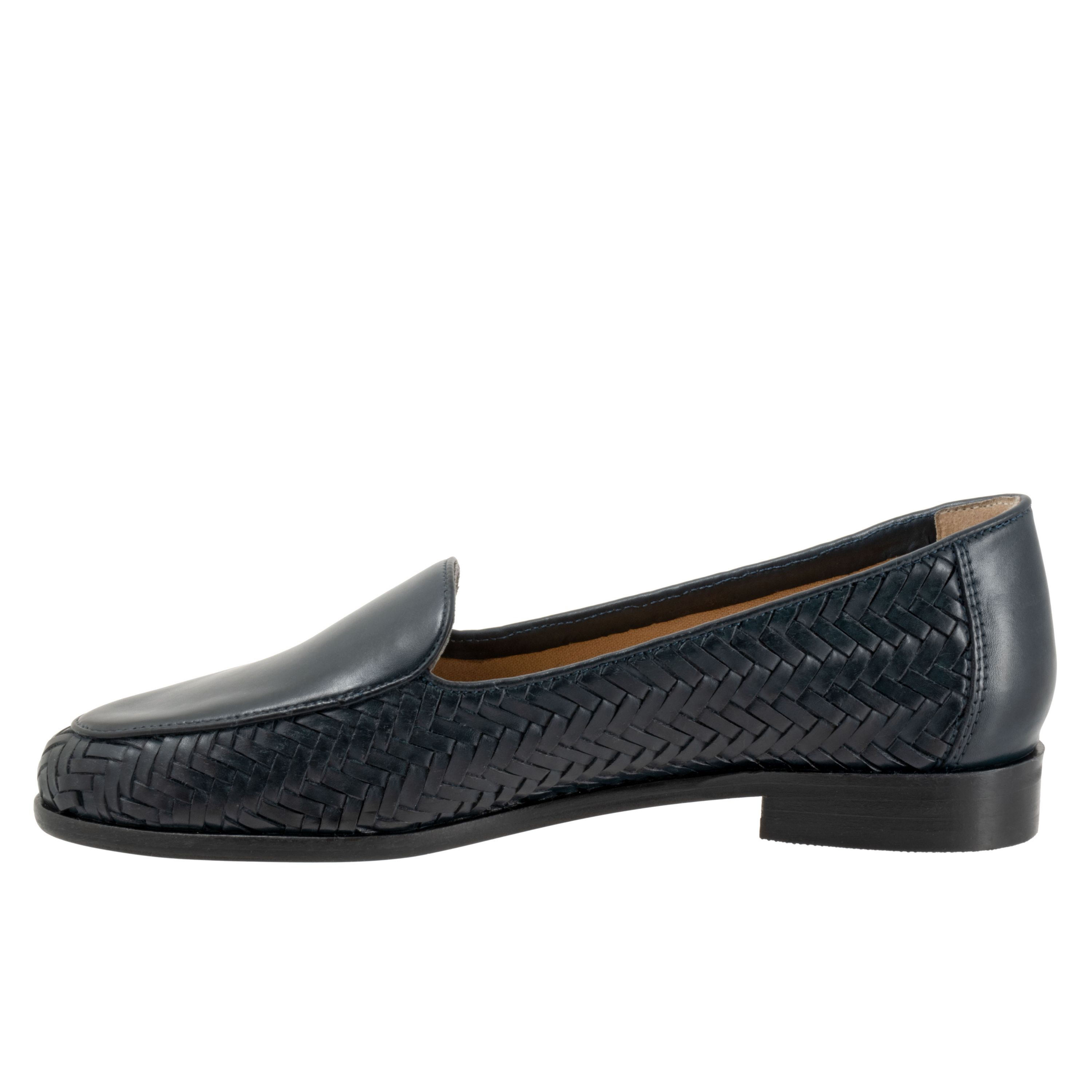 Lyric Flat