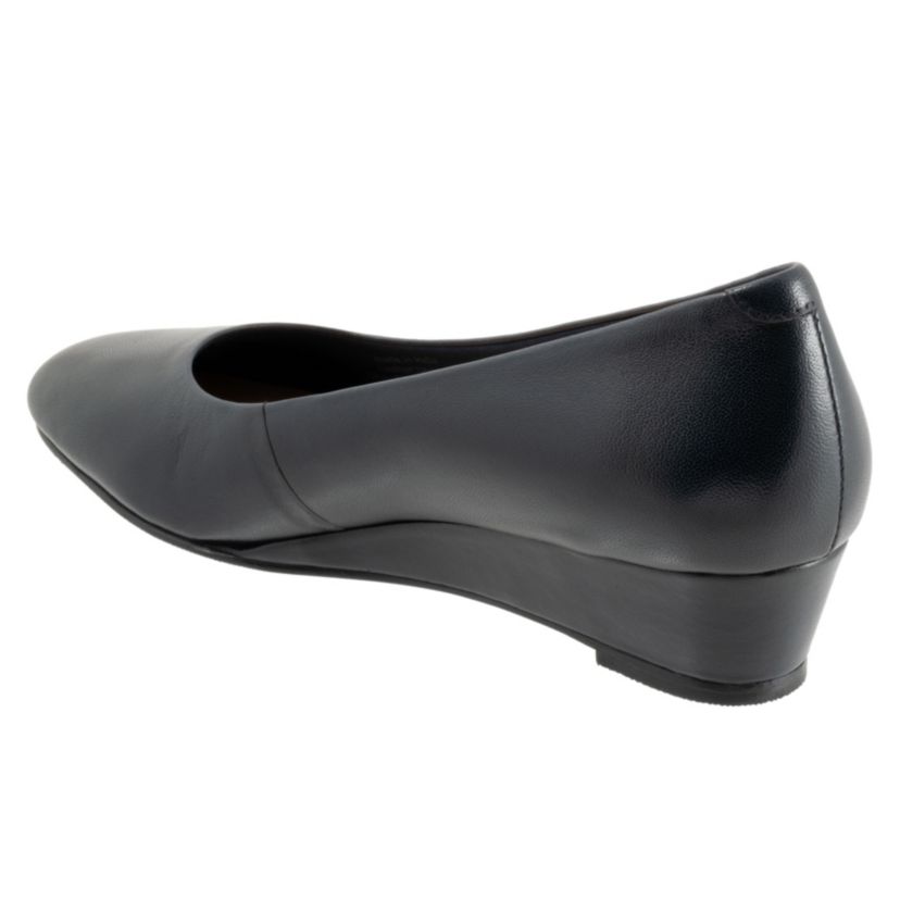 Denisse Pump