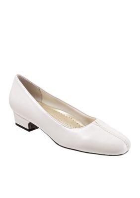 Doris Classic Pump