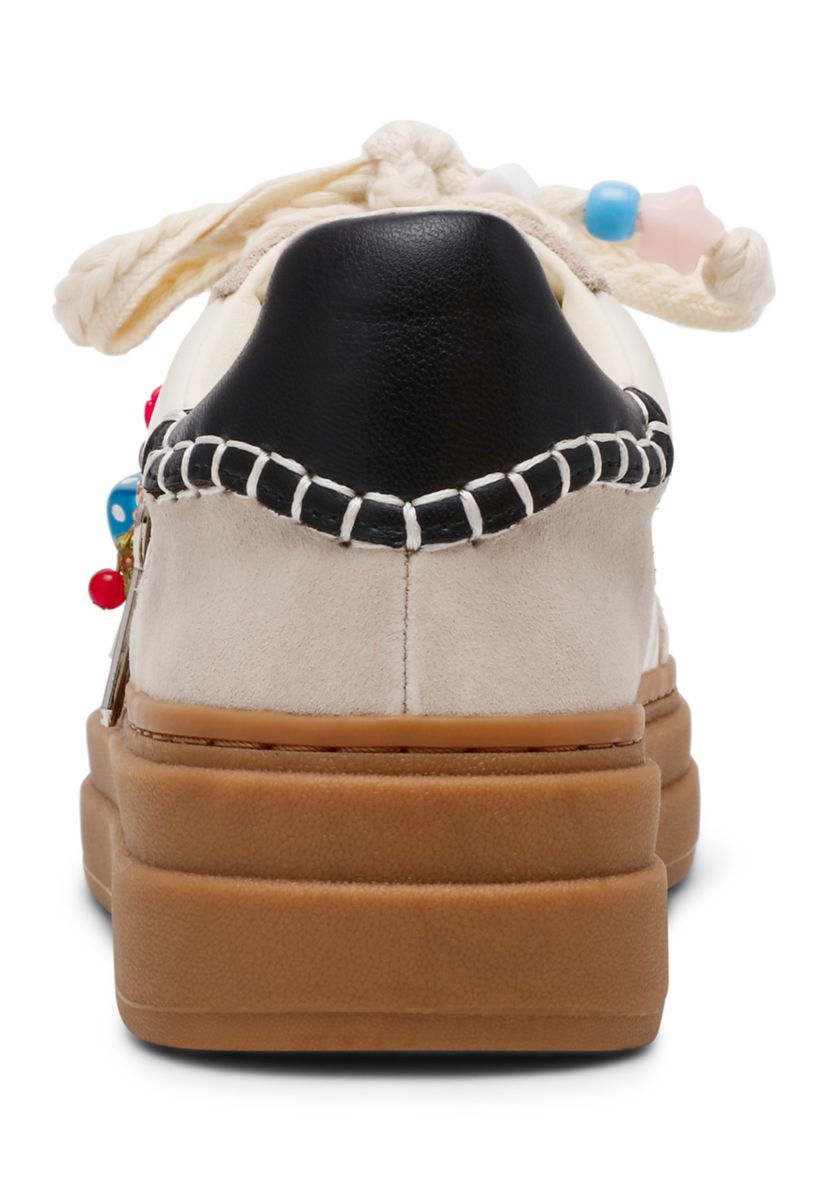 Dodge Charm Sneakers