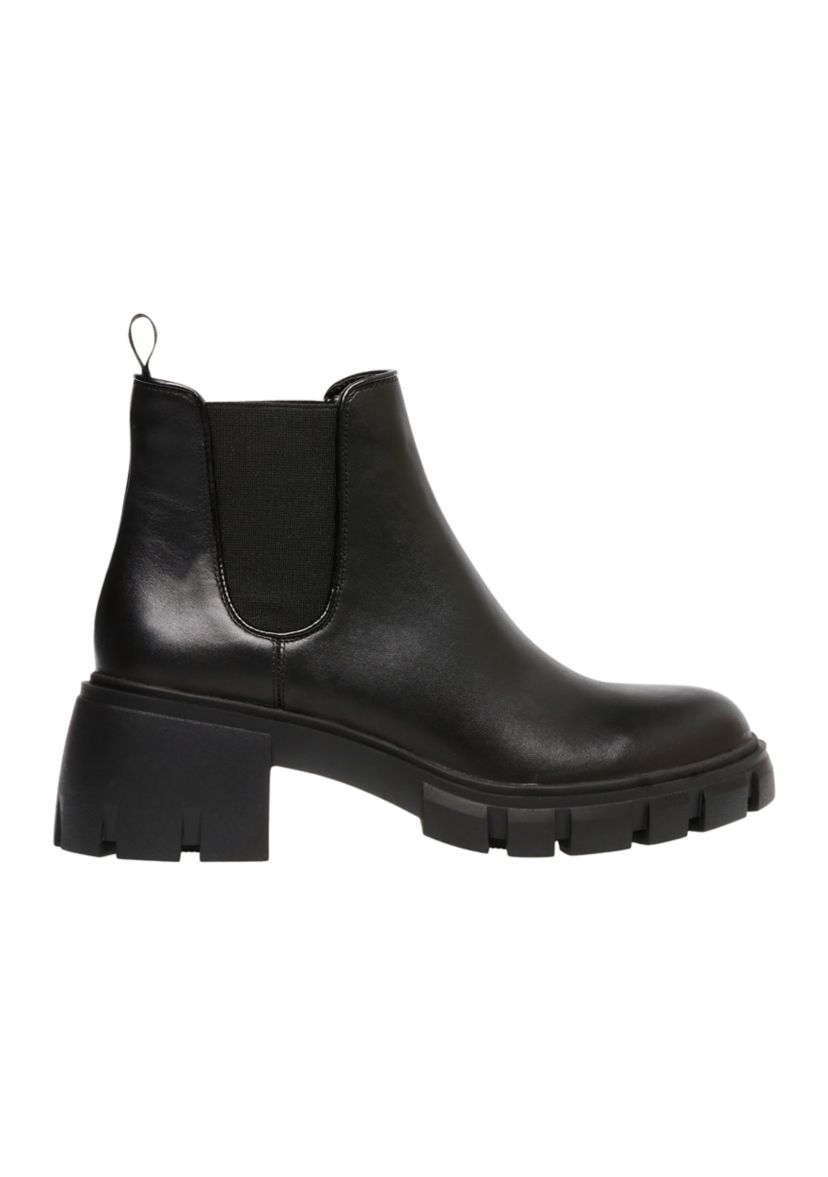 Howler Lug Sole Boots