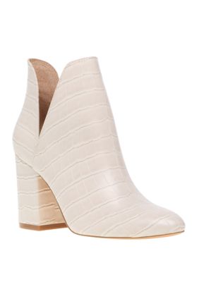 Rookie bootie 2024 steve madden