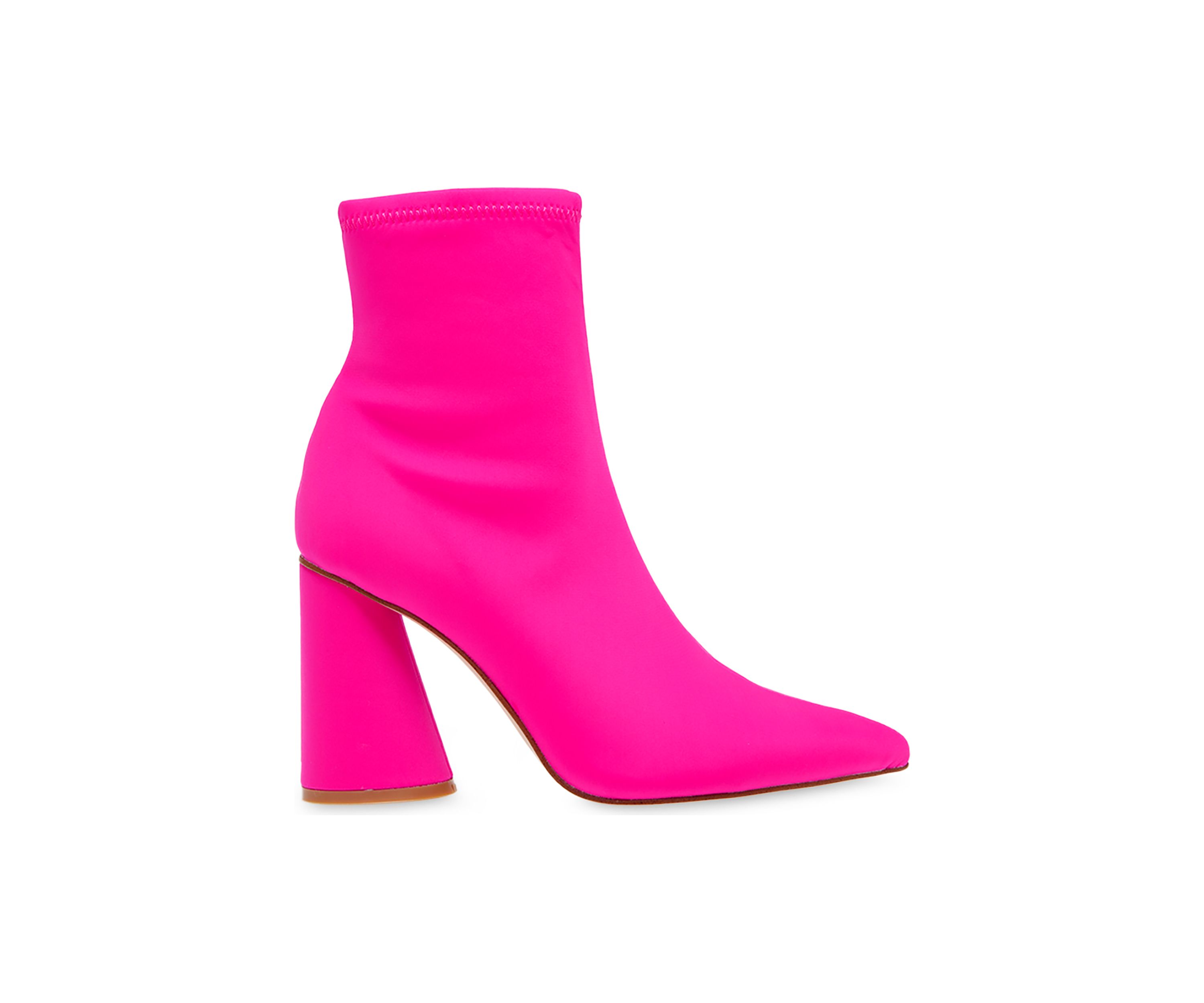 Vallor Boots