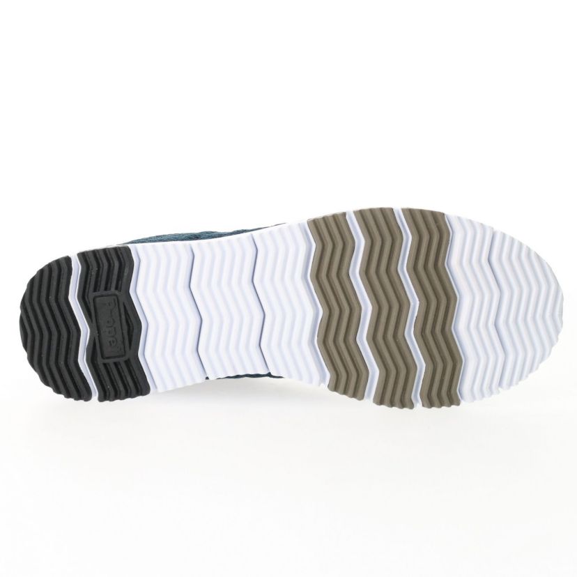 TravelWalker II Sneakers