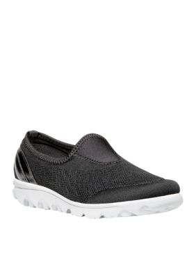 Propét Women's TravelActiv Slip-On Sneakers, Black, 9.5WWW