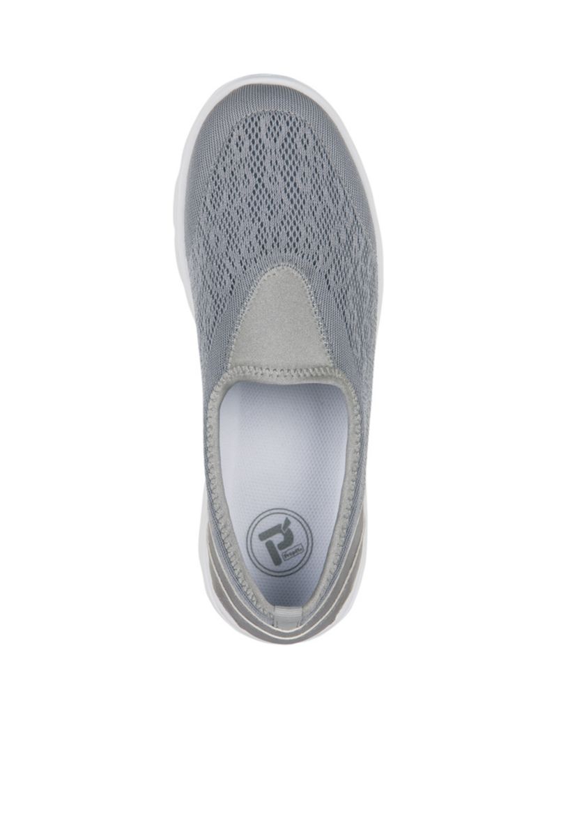 TravelActiv Slip-On Sneaker