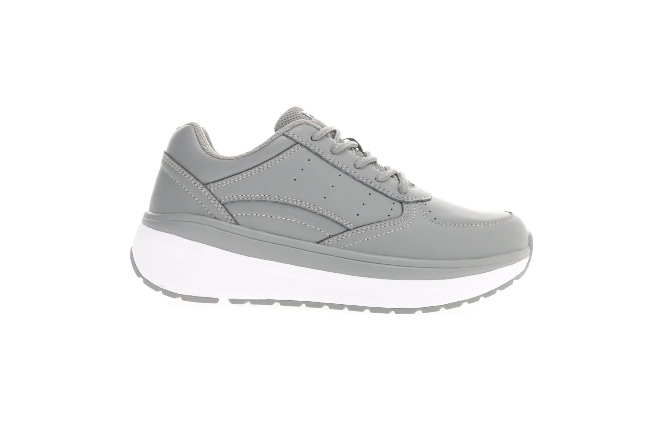 Ultima Sneakers