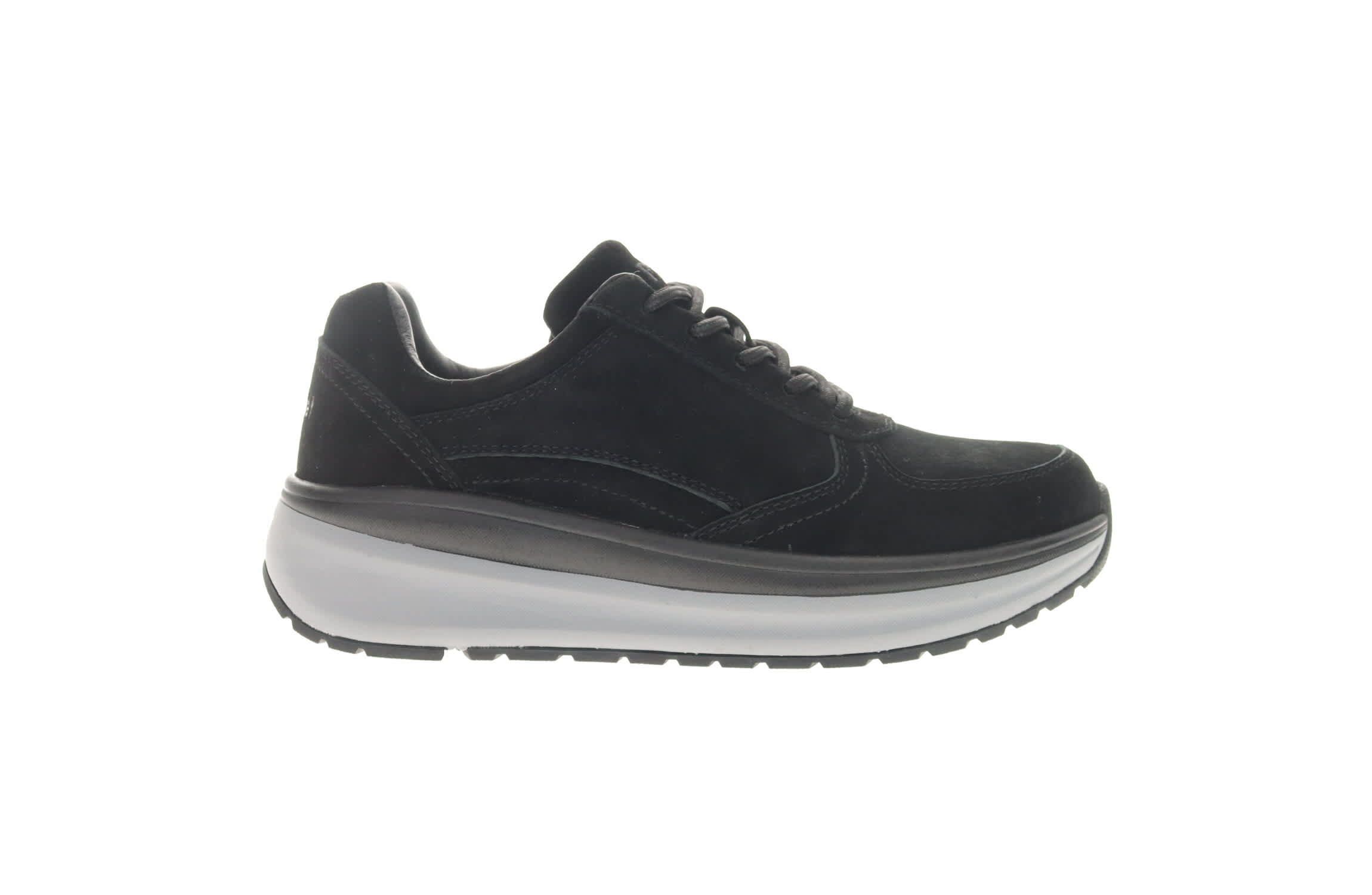 Ultima Sneakers