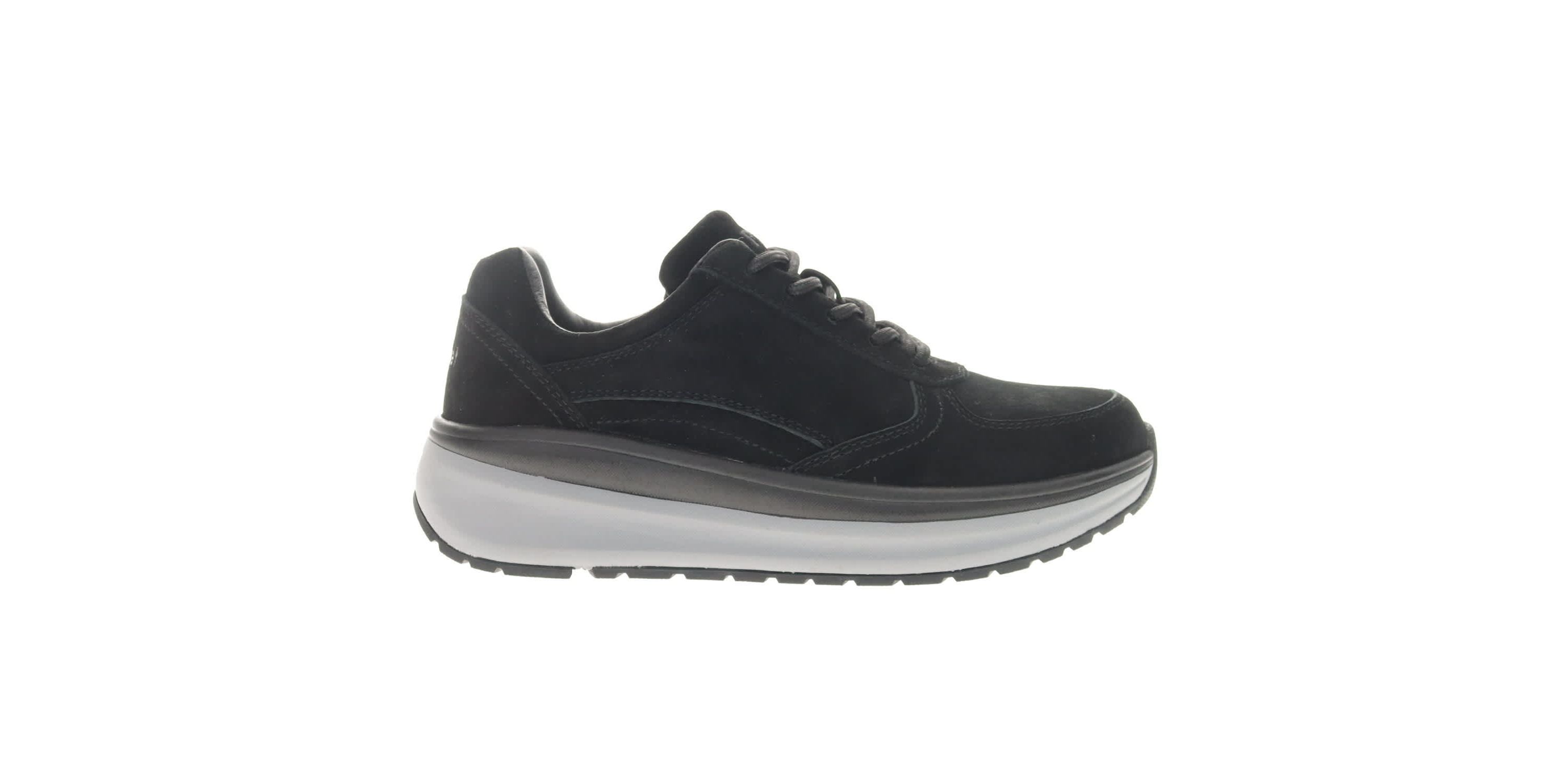 Ultima Sneakers