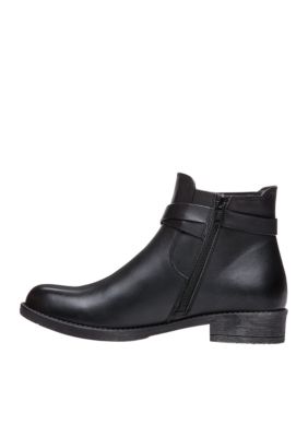 naturalizer tatum bootie