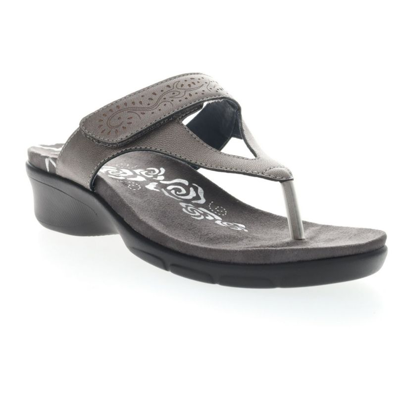 Wynzie Sandals