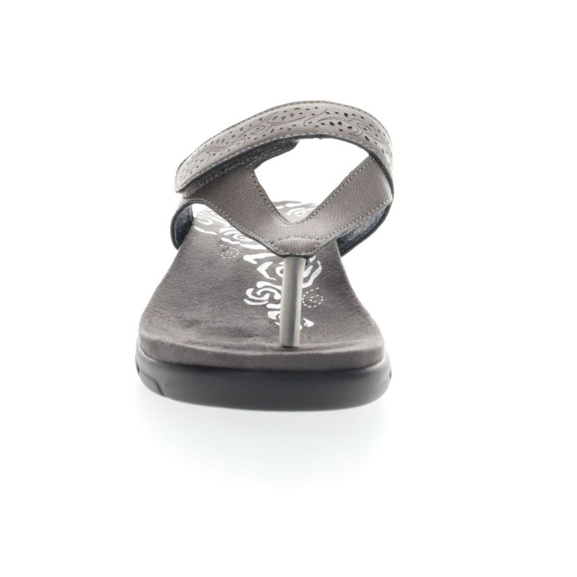 Wynzie Sandals
