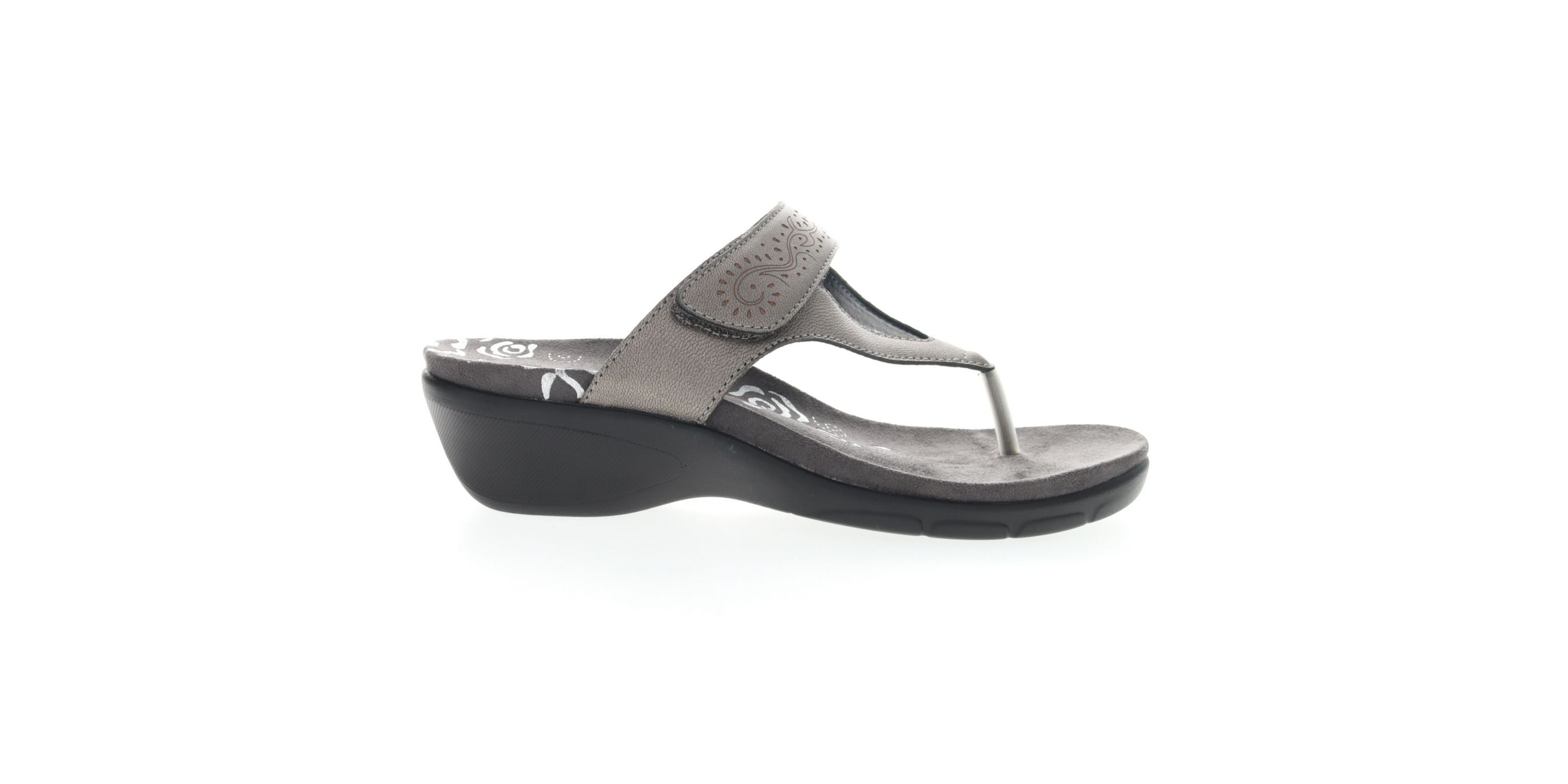Wynzie Sandals