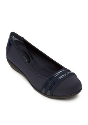 Kim Rogers® Findy Flat | belk