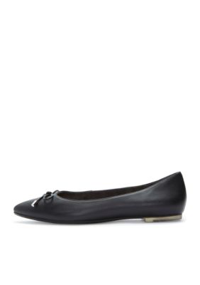 Alisia Pointed Toe Flat