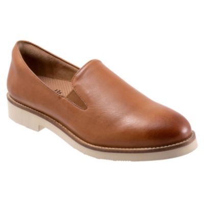 Softwalk whistle wedge loafer on sale