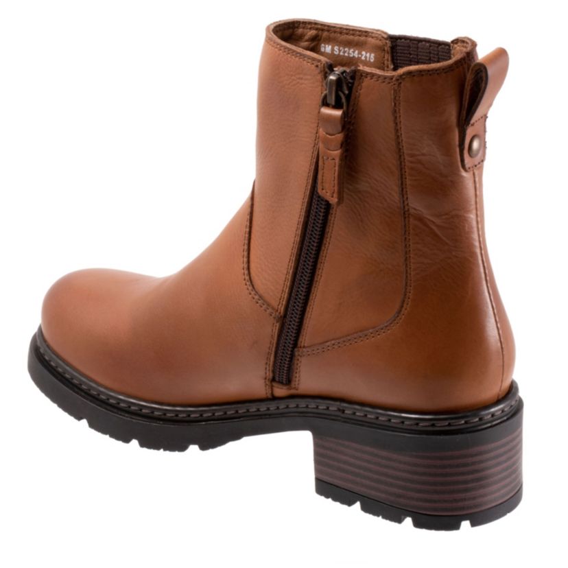 Novato Boots