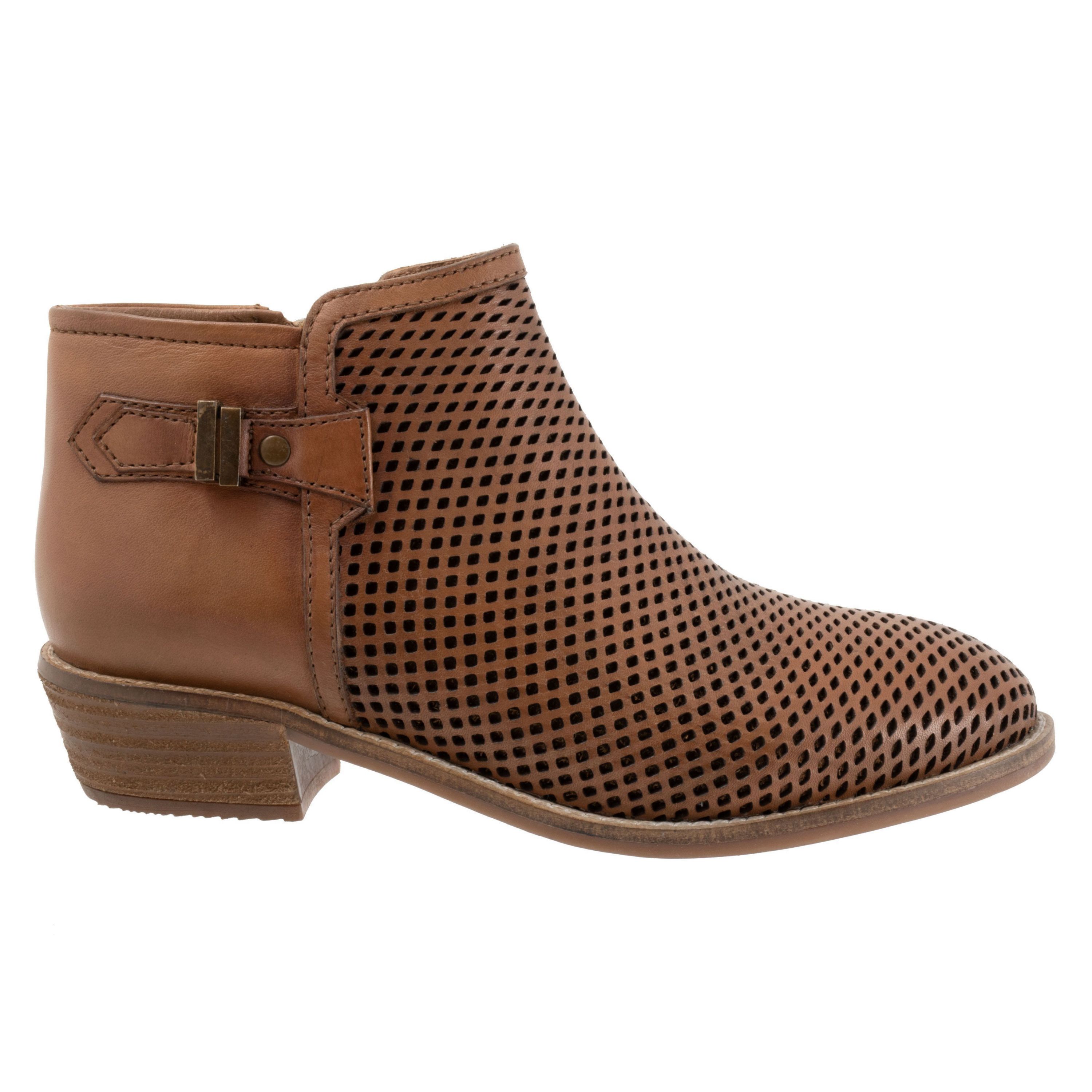 Rimini Perf Boots