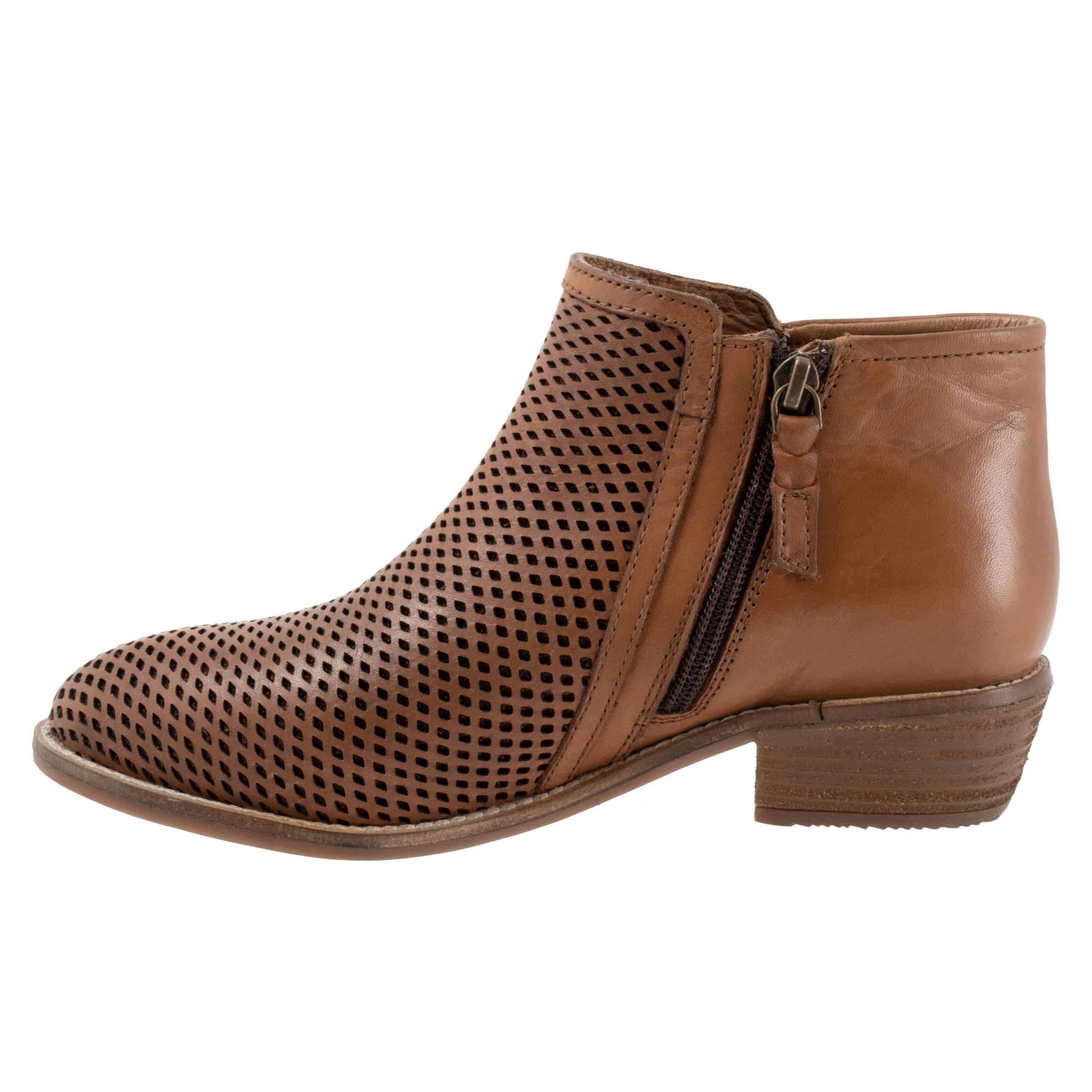 Rimini Perf Boots