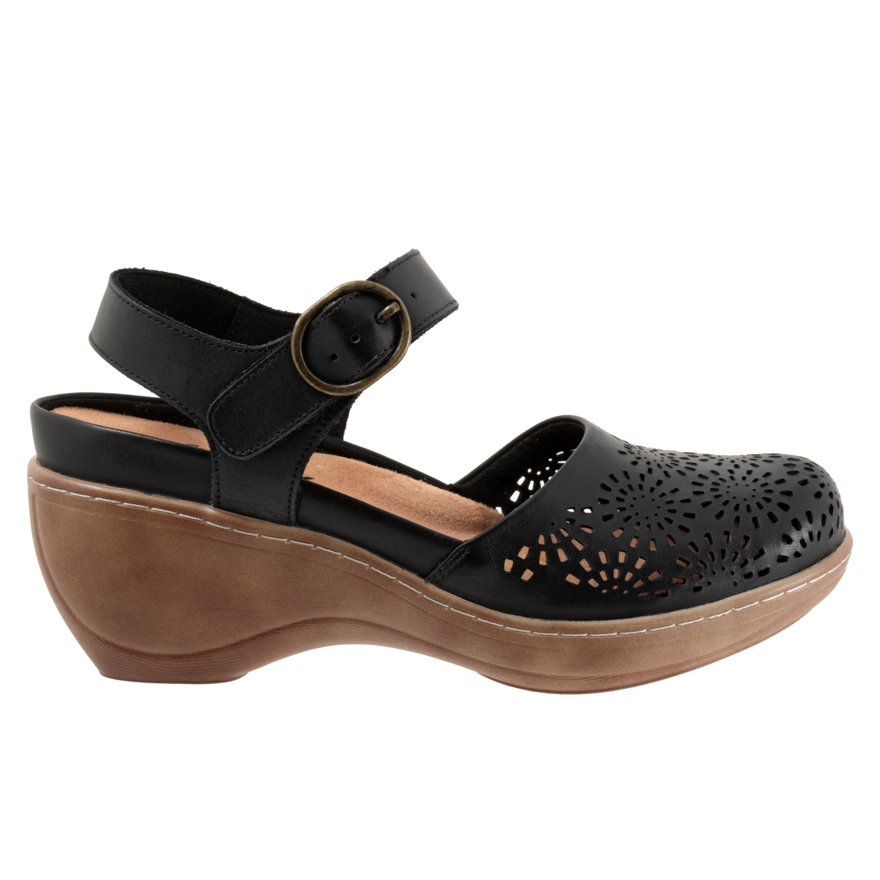 Mabelle Perf Clog