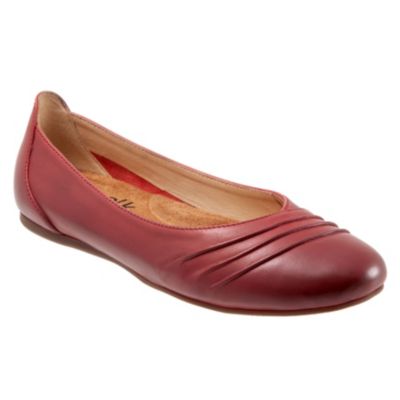 Softwalk Women's Safi Flat, Red, 10.5WW