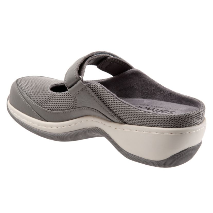 Arcadia Sneaker
