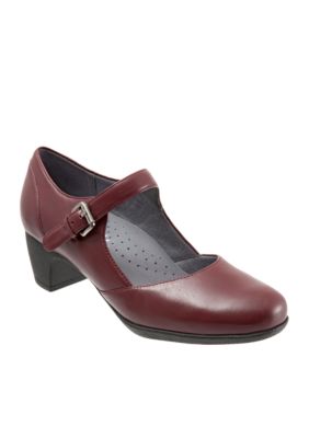 belk white heels