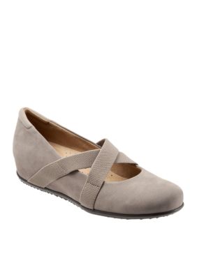 Softwalk Waverly Wedge | belk