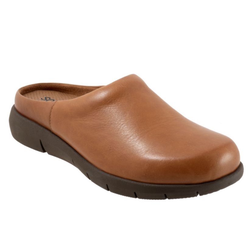 Andria Clogs