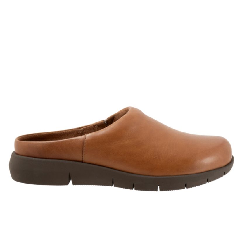 Andria Clogs