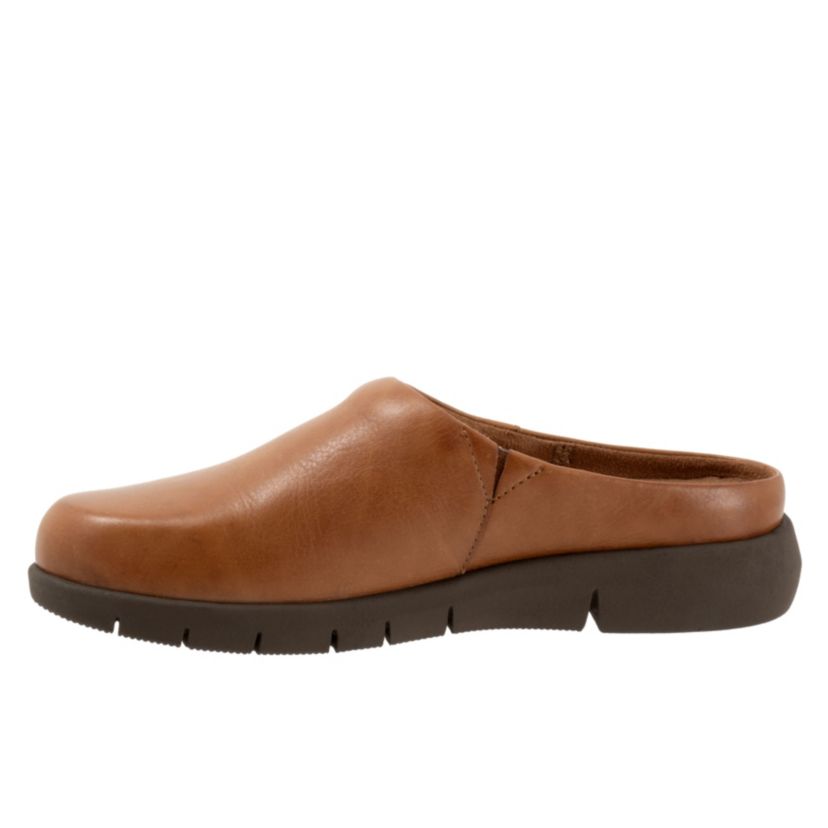 Andria Clogs