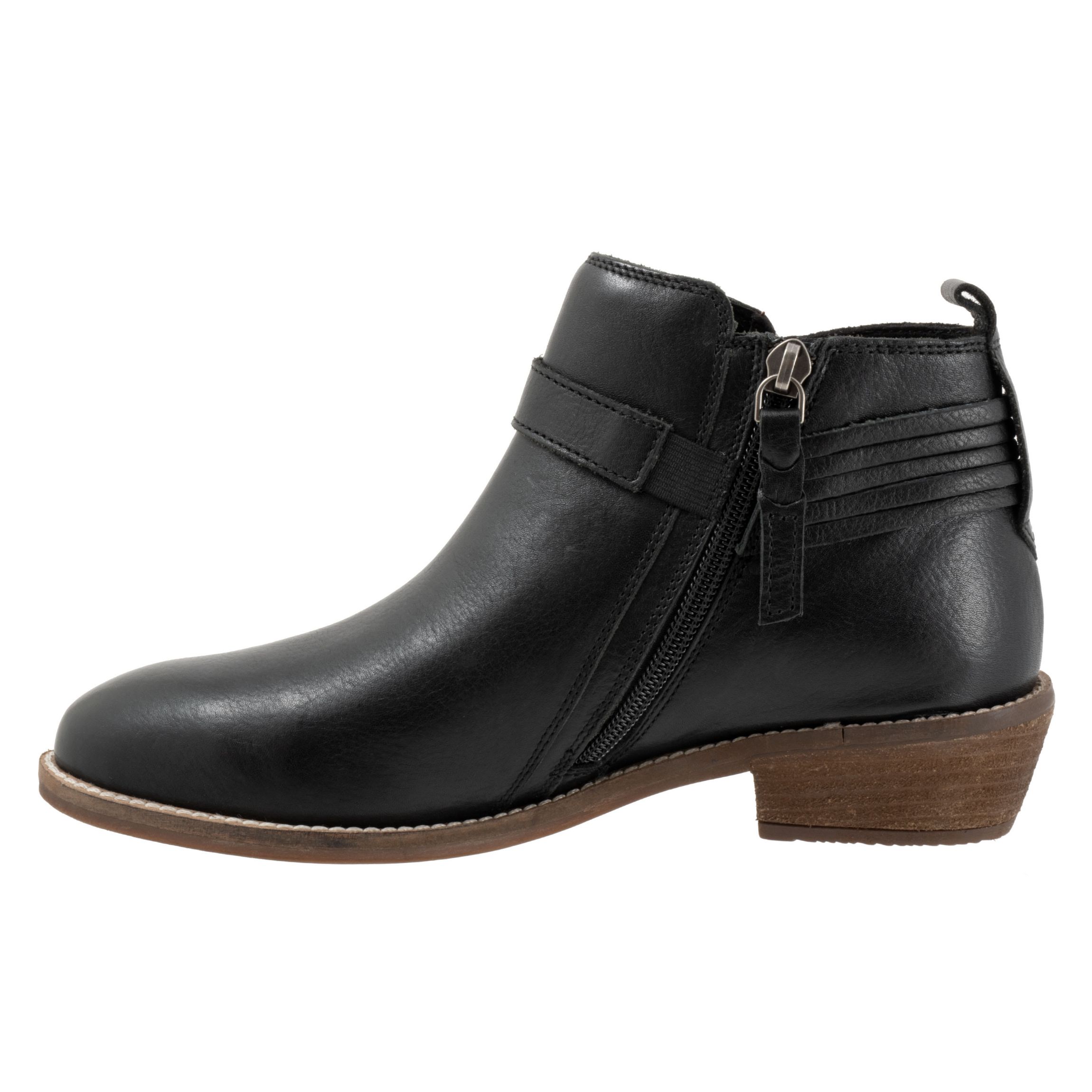 Reade Boots
