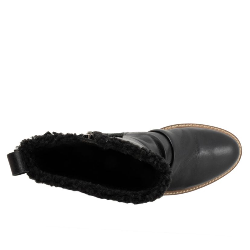Emmie Flat
