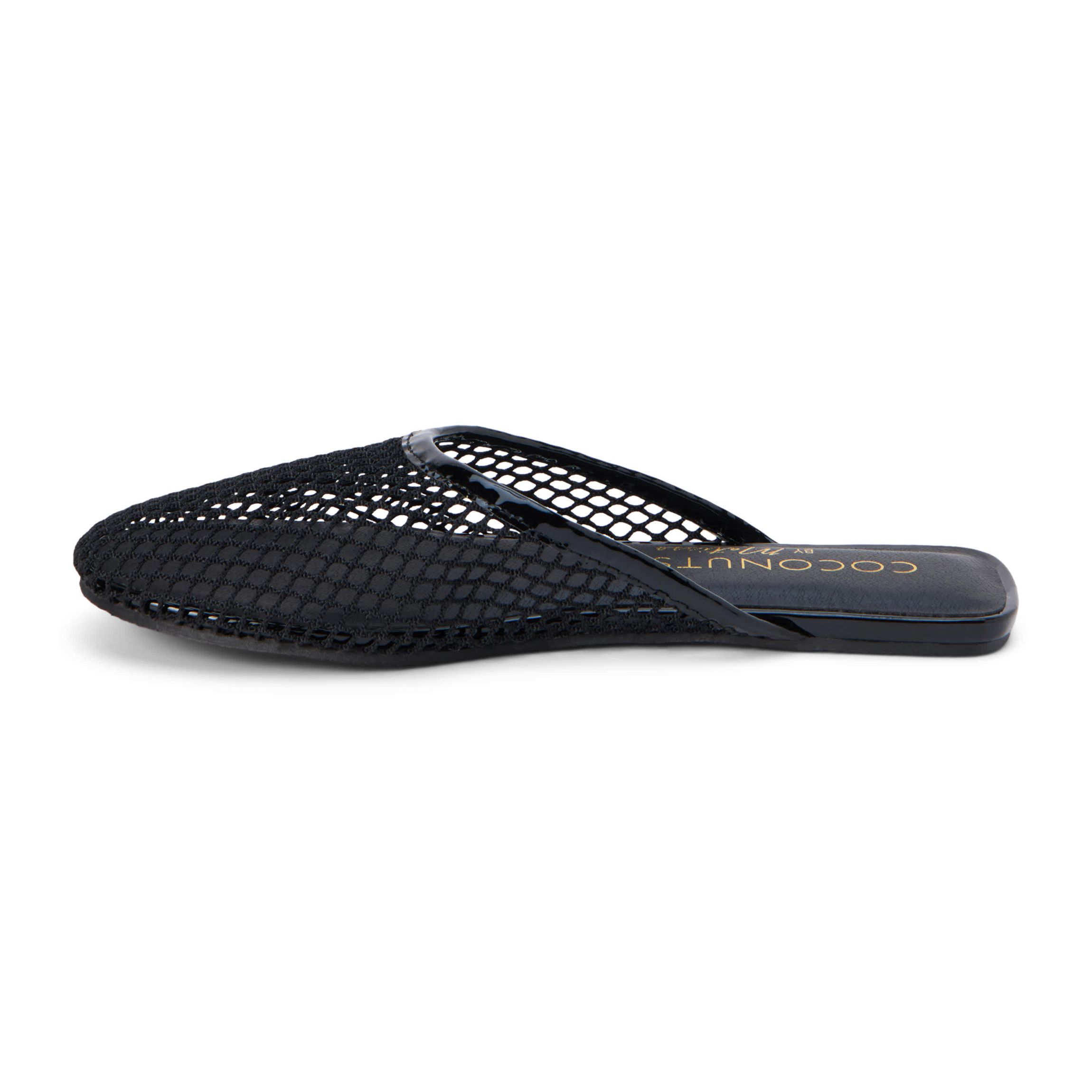 Vegan, flat mule.