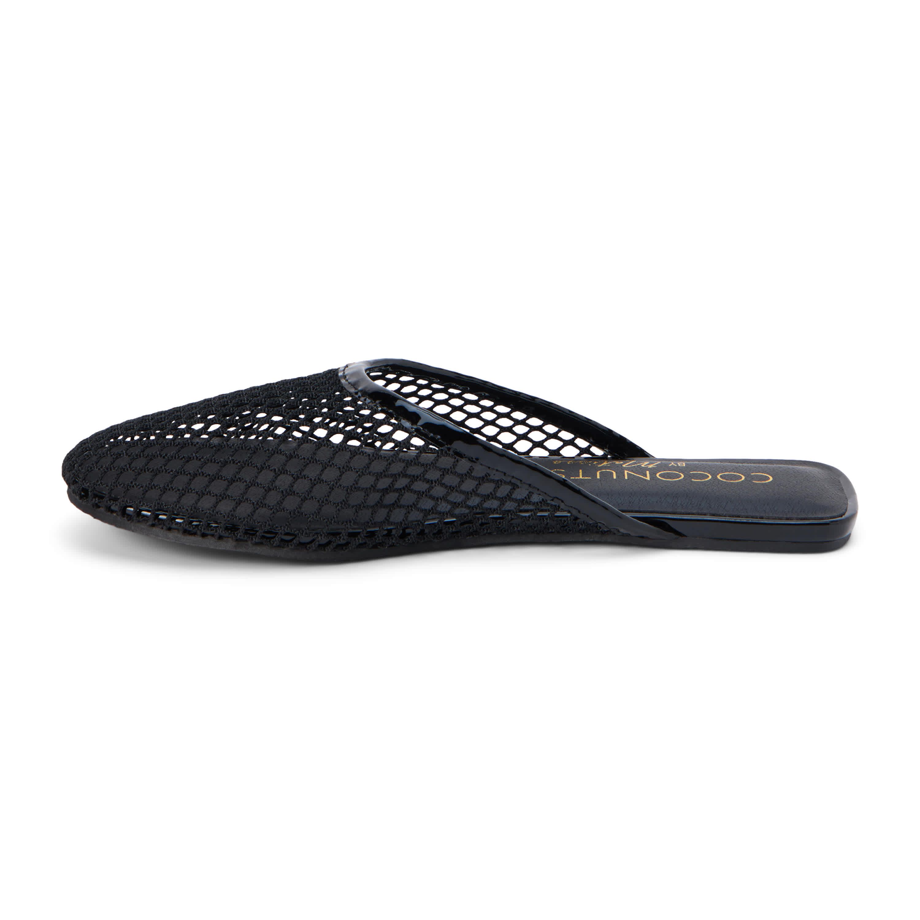 Vegan, flat mule.