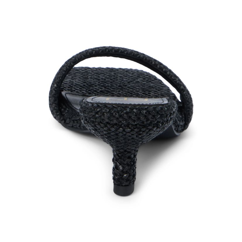Vegan, single band Kitten heel heel heel sandal.
