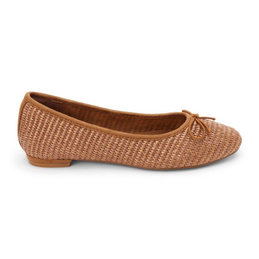 Vegan classic ballet flat.