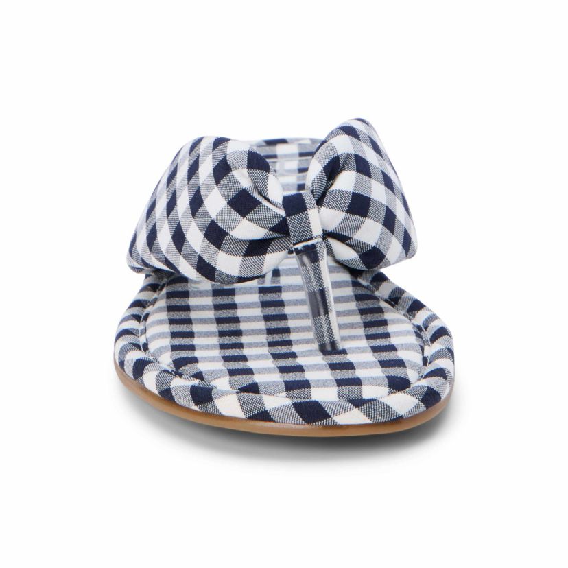 Vegan, flat flip flop sandal.
