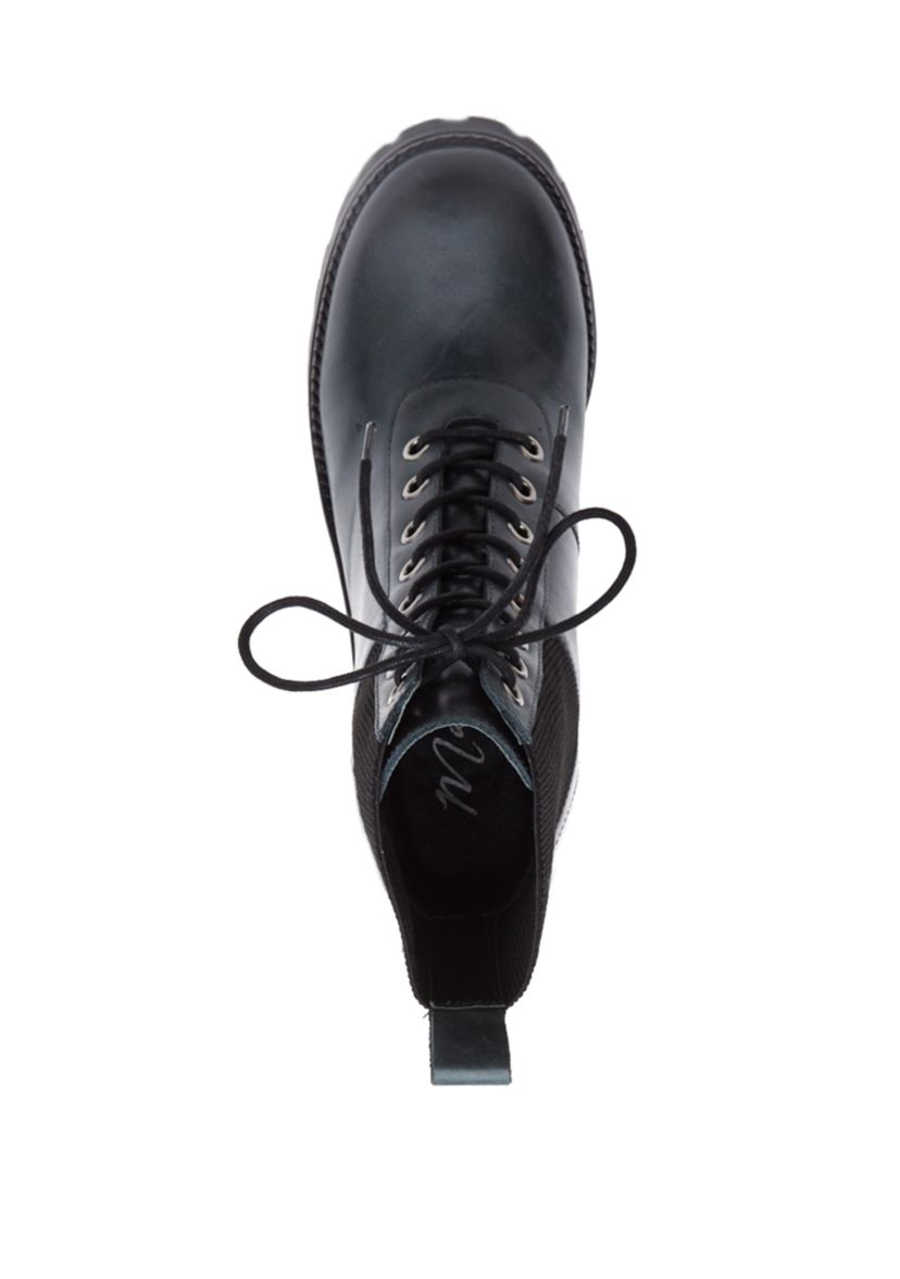 Moss Lace Up Boots 
