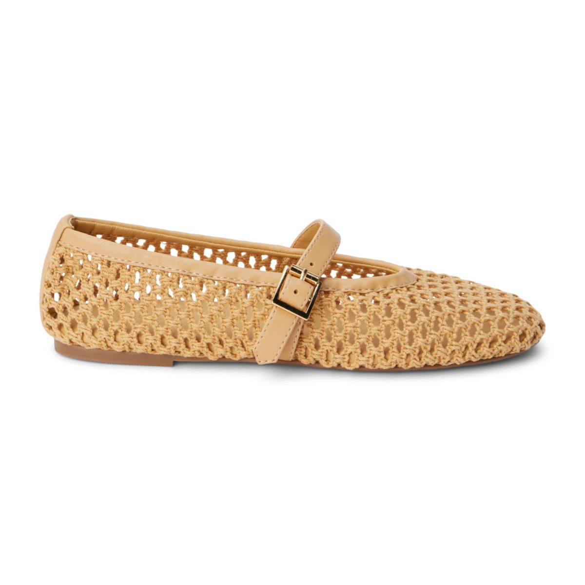 Fishnet mary jane ballet flat.