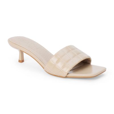 Beach by Matisse Women's ROSANNA, Sand, 10M