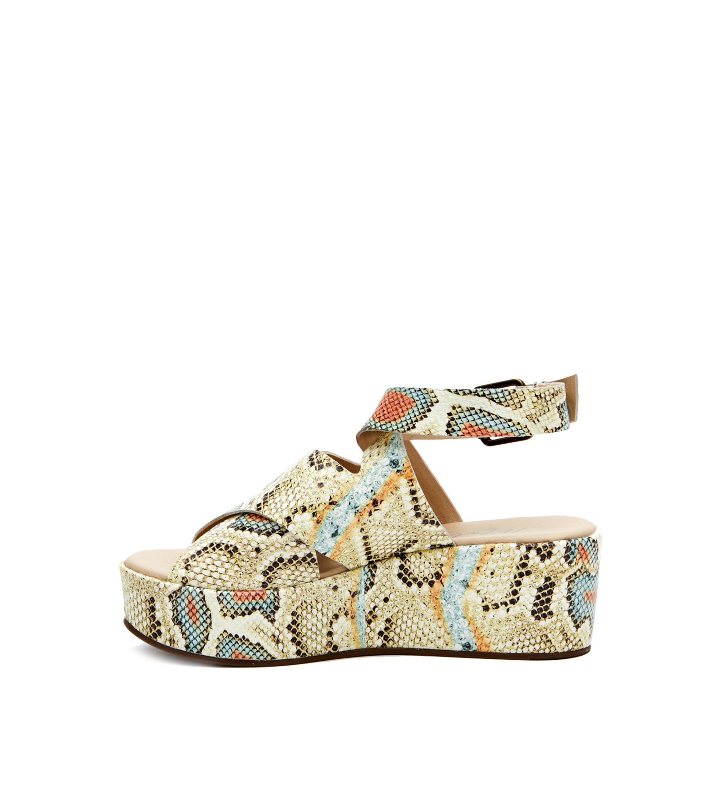 Runaway Sandals